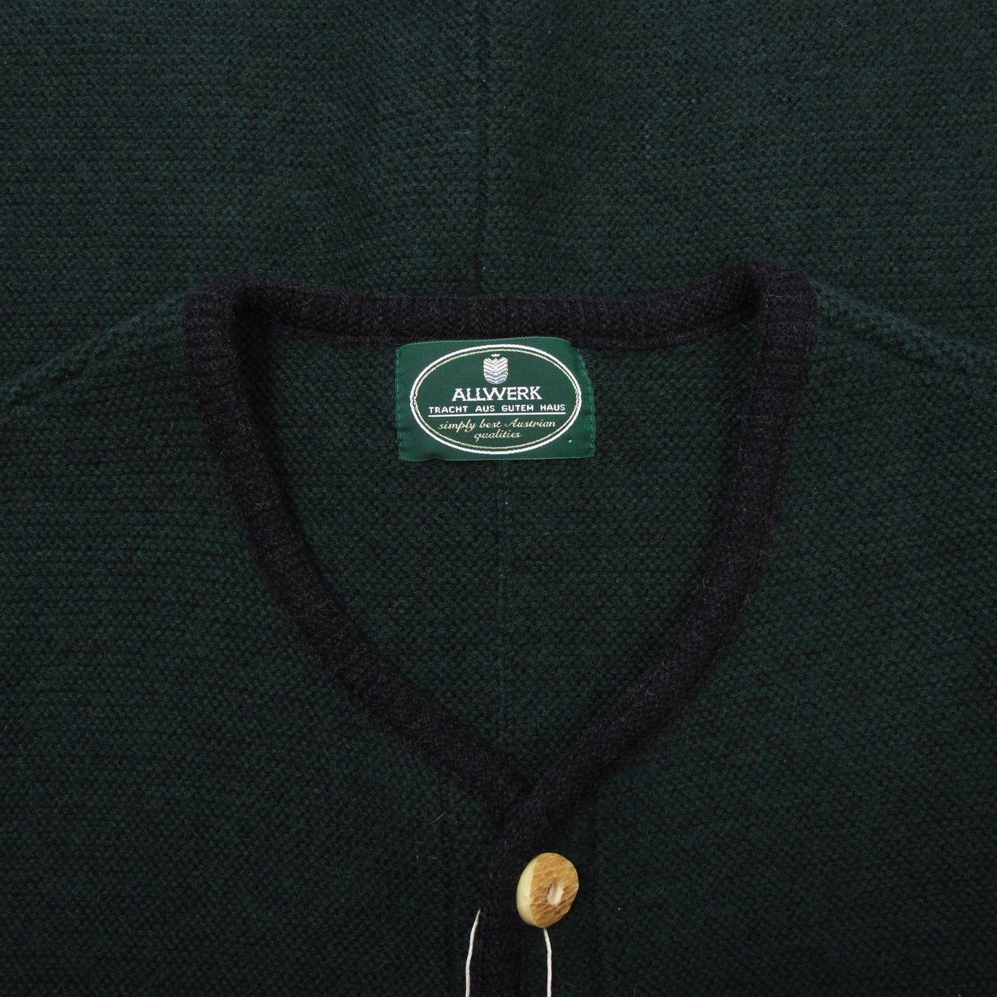 Allwerk 100% Wool Sweater Size 54 Chest ca. 58cm Made in Austria  - Green