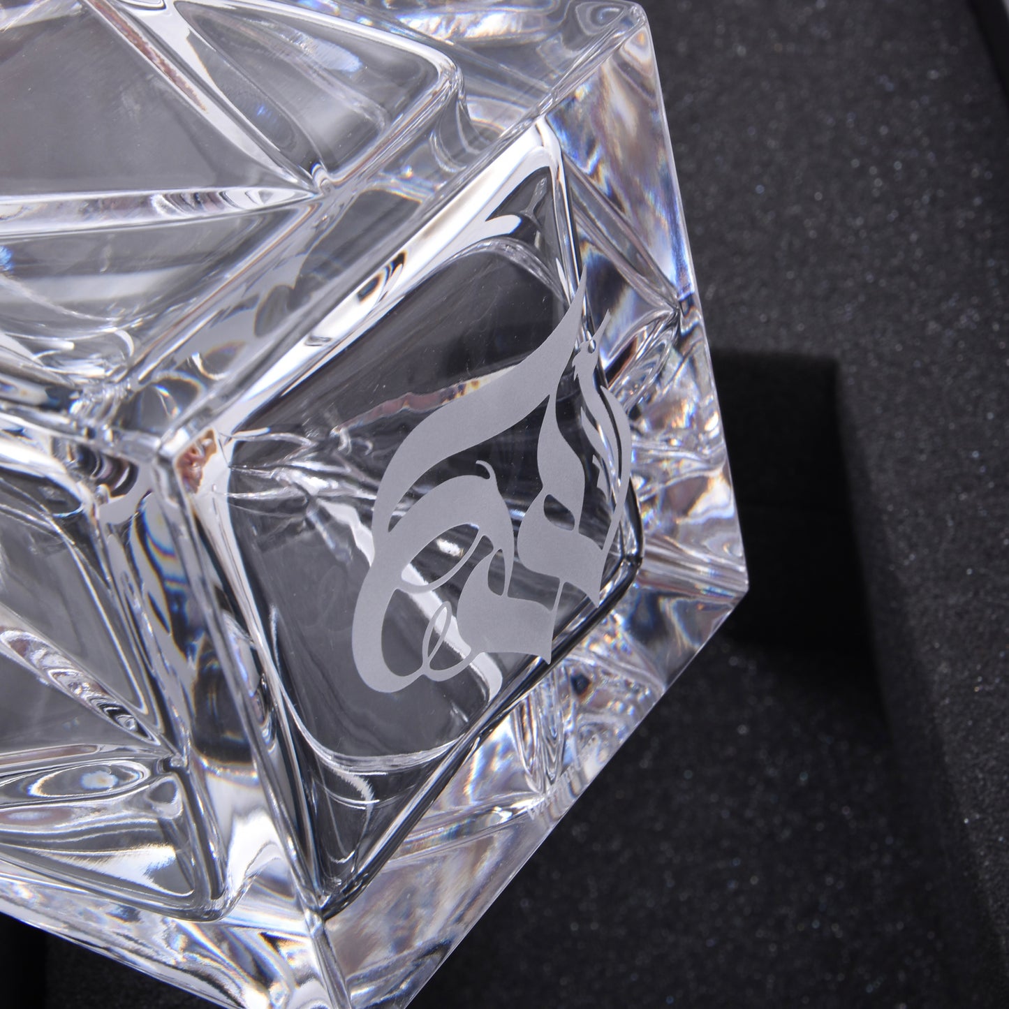 New Waterford Olann Square Decanter - 740ml