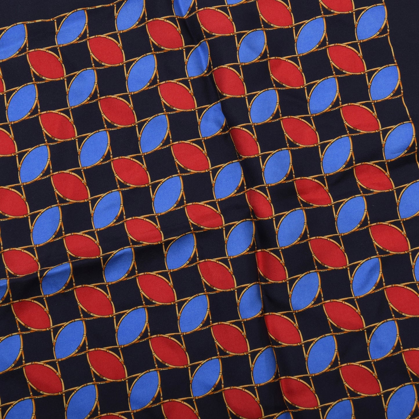 Christian Dior handgerolltes Seidentaschentuch, ca. 45 cm – Blau & Rot