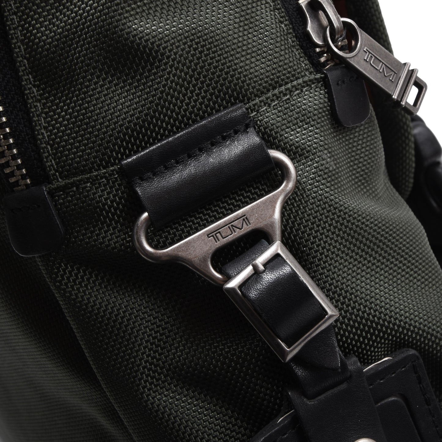 Tumi Alpha Bravo Benning Messenger Bag ca. 44cm - Green