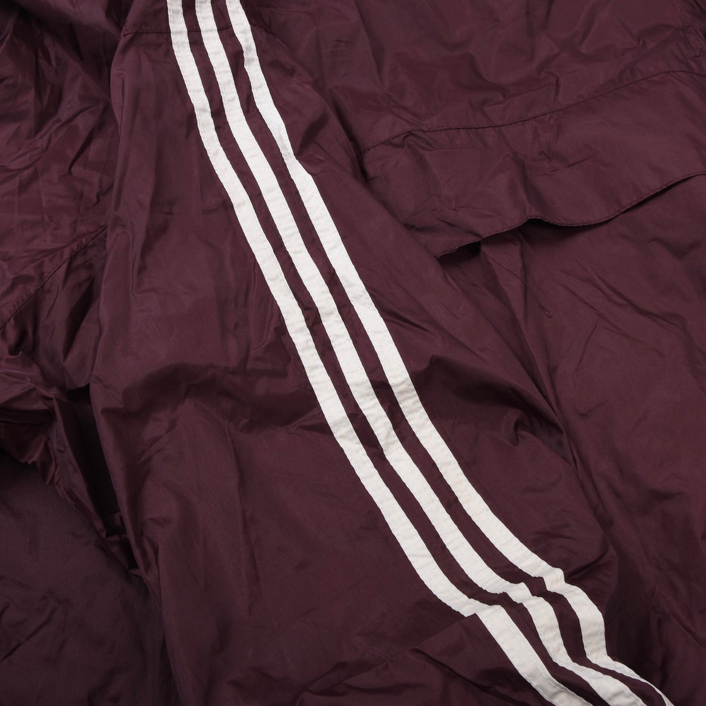 Vintage Adidas Nylon Regenjacke Größe D10 ca. 74cm - Burgund