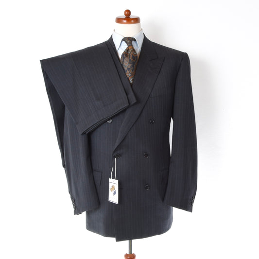 Brioni Double-Breasted Wool Suit Size 54/44 ca. 57cm - Grey Stripe