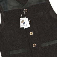 Laden Sie das Bild in den Galerie-Viewer, Amann Wool &amp; Leather Vest/Trachtengilet Size 54