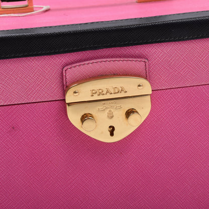 Prada Milano Beauty Case/Kulturbeutel aus Saffiano-Leder – Rosa