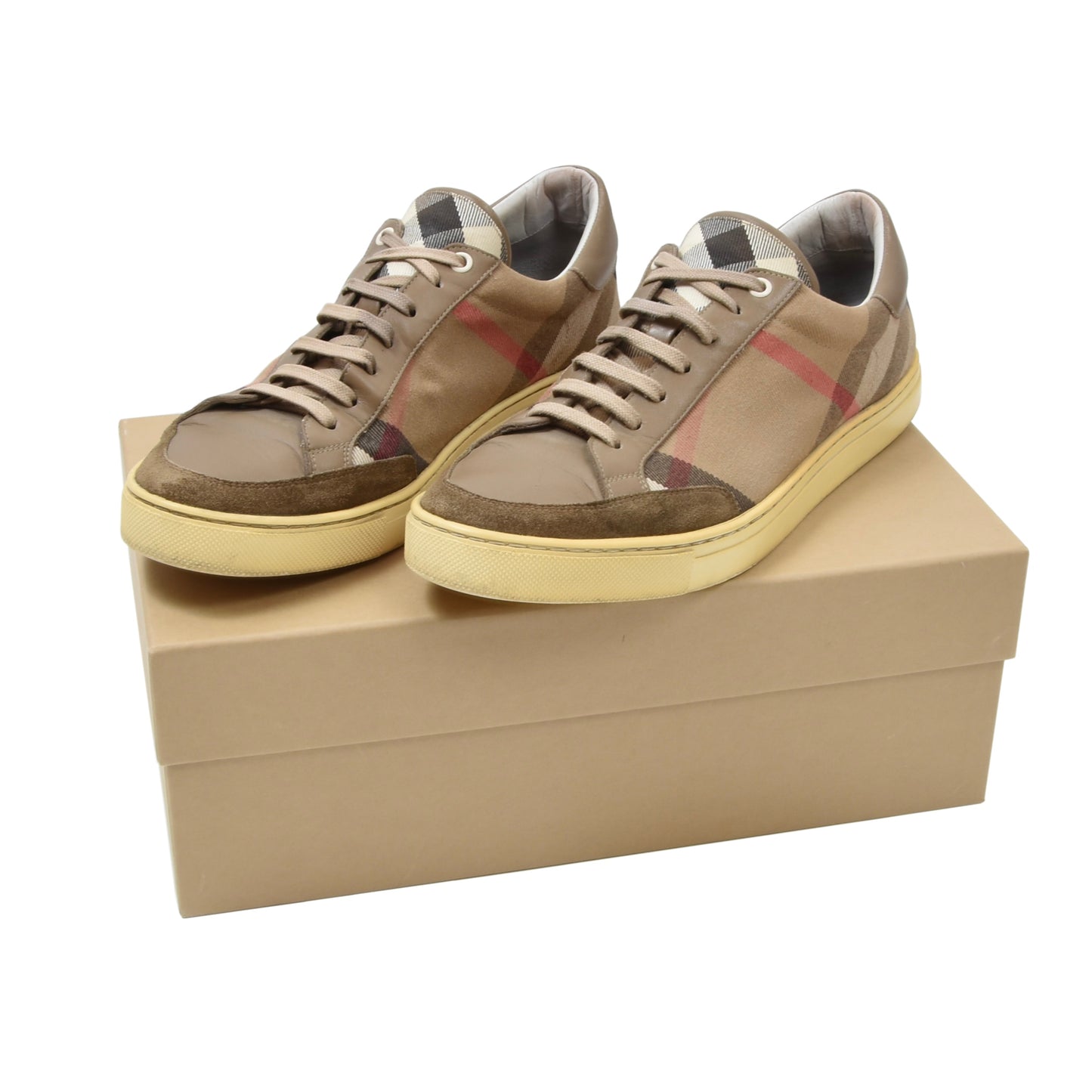 Burberry London Sneakers/Shoes Size 43 - Novacheck