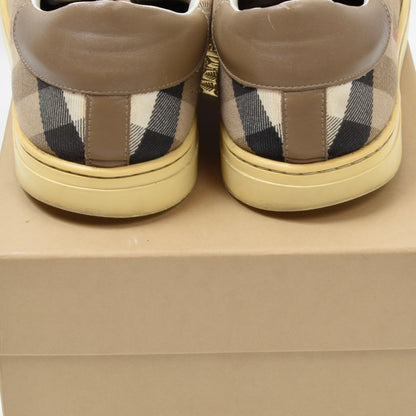 Burberry London Sneakers/Shoes Size 43 - Novacheck