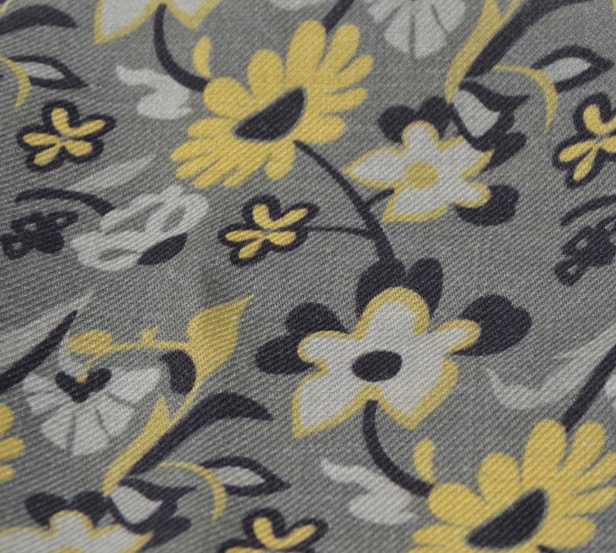 Wool/Silk Pocket Square Floral Print - Grey & Green
