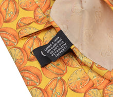 Laden Sie das Bild in den Galerie-Viewer, Gucci Orange bedruckte Seidenkrawatte - Orange