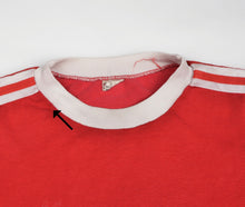 Laden Sie das Bild in den Galerie-Viewer, Vintage 70er Jahre Adidas Cafe Schärf Milchbar Trikot Größe D5-6/M - rot