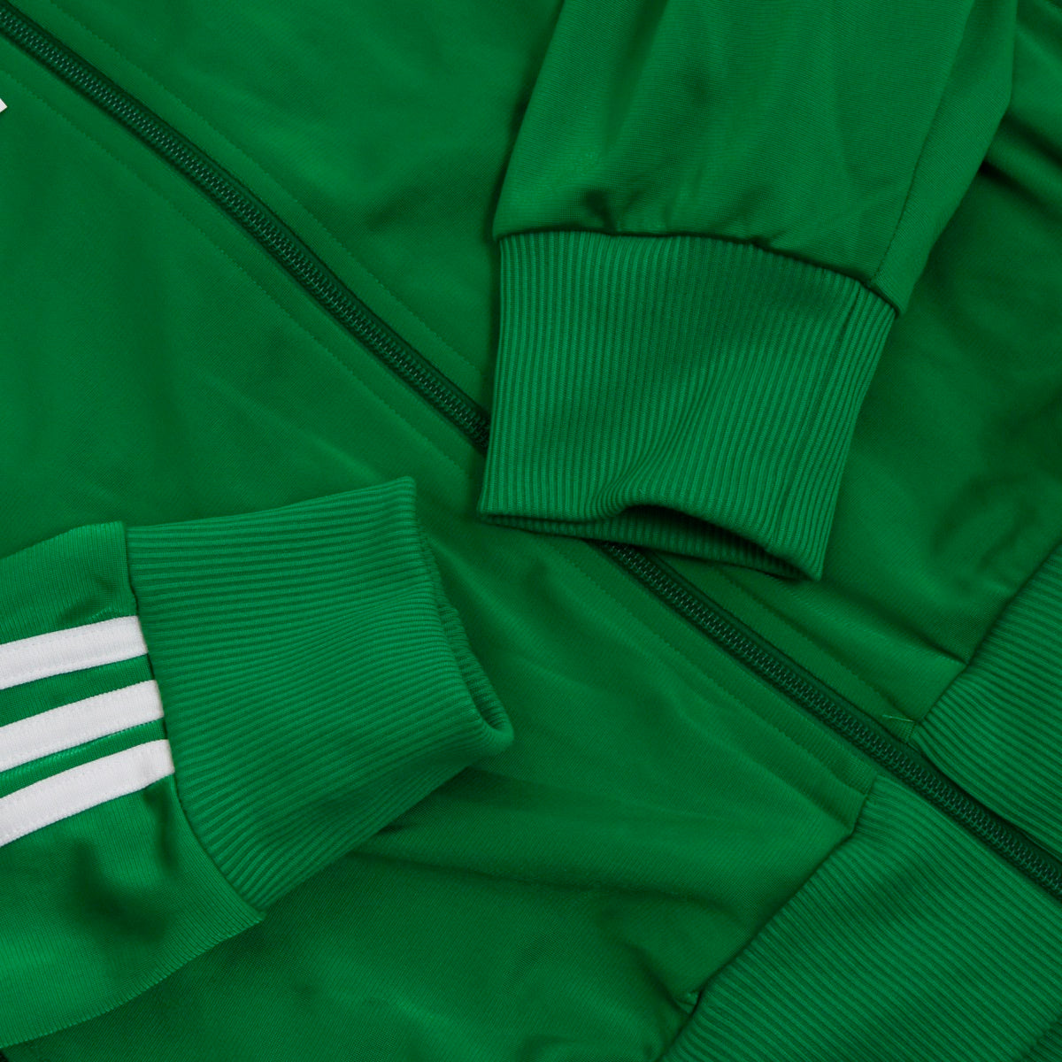 Kelly store green adidas