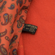 Laden Sie das Bild in den Galerie-Viewer, Carnaval de Venise Doppelseitiger Schal aus Seide und Wolle - Orange Paisley