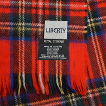 Laden Sie das Bild in den Galerie-Viewer, Liberty Schottischer Wollschal - Royal Stewart