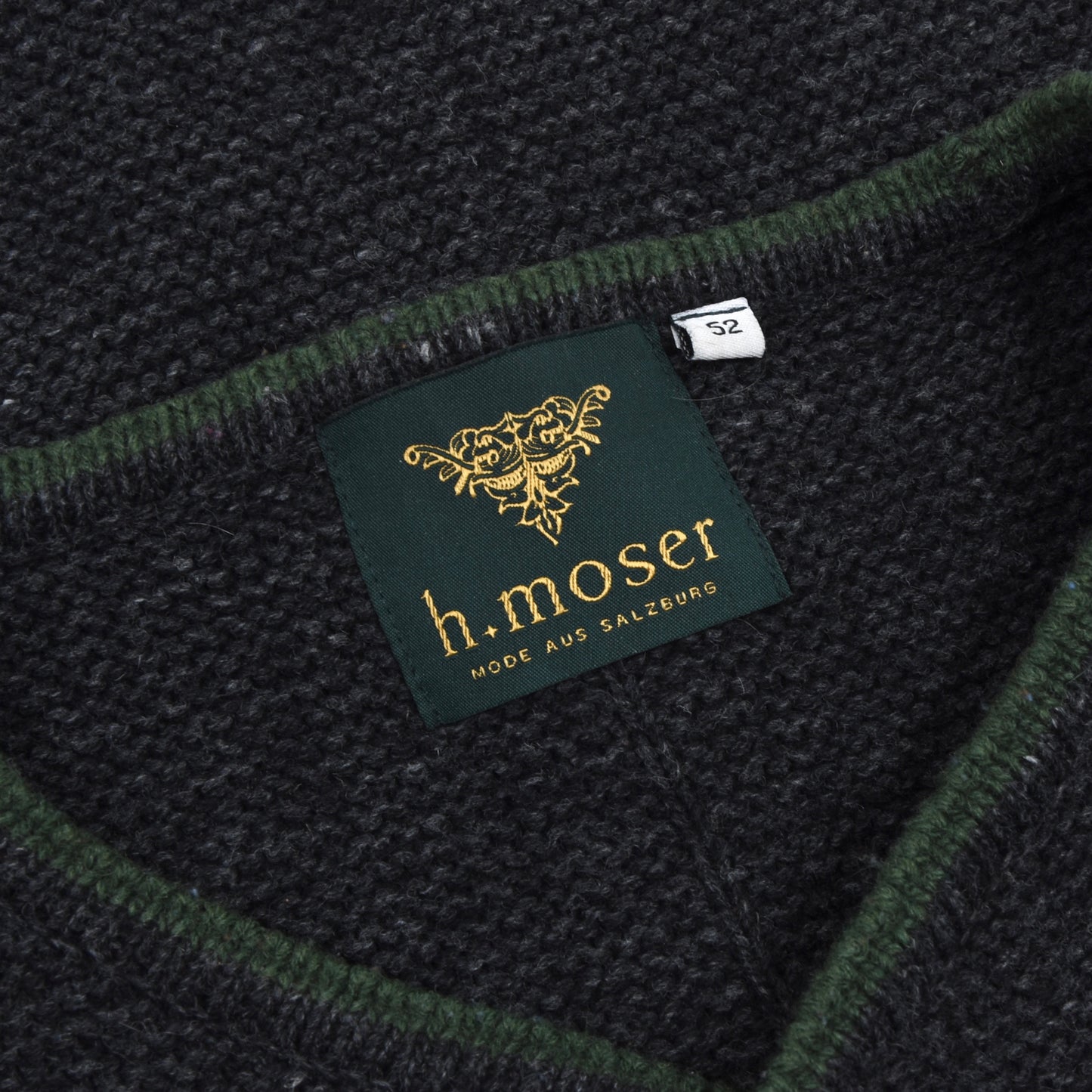 H. Moser Trachten Strickjacke aus Wollmischung Größe 52 - Grau