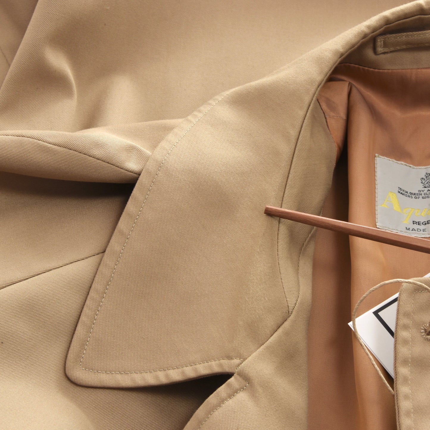 Aquascutum Classic Trenchcoat Größe 40 R - Hellbraun/Beige