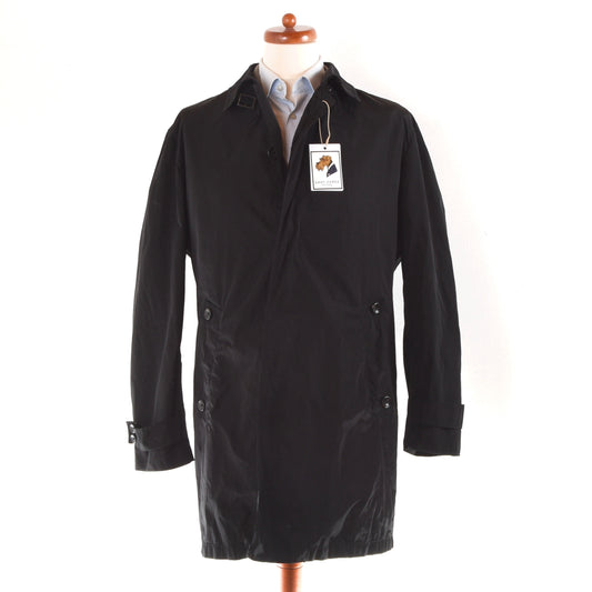 Armani Collezioni Wasserfester Trenchcoat Größe 56 - Schwarz