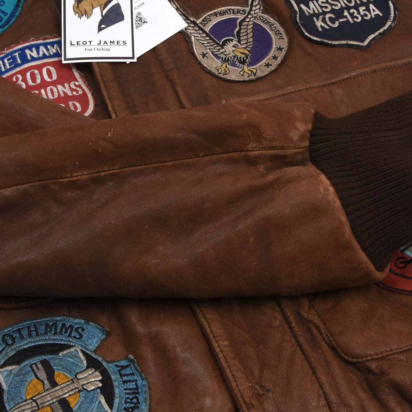 Vintage handbemalte Leder Fliegerjacke feat. Vietnam Patches - Braun