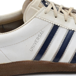 Vintage Adidas Universal Sneakers hergestellt in Slowenien Größe 44 - weiß/Marine