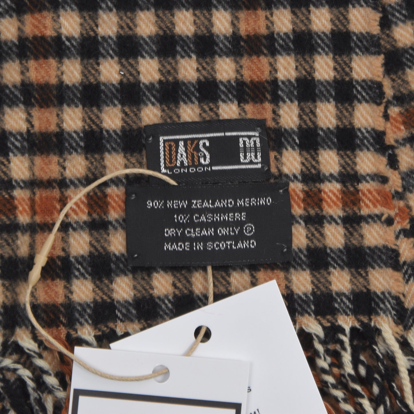 DAKS London Schal aus Wolle und Kaschmir – House Check