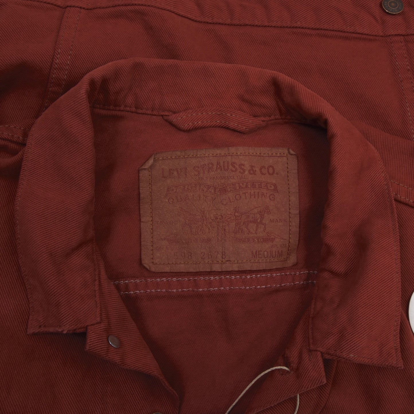 Vintage Levi's Loose Fit Jeansjacke Größe M - rot