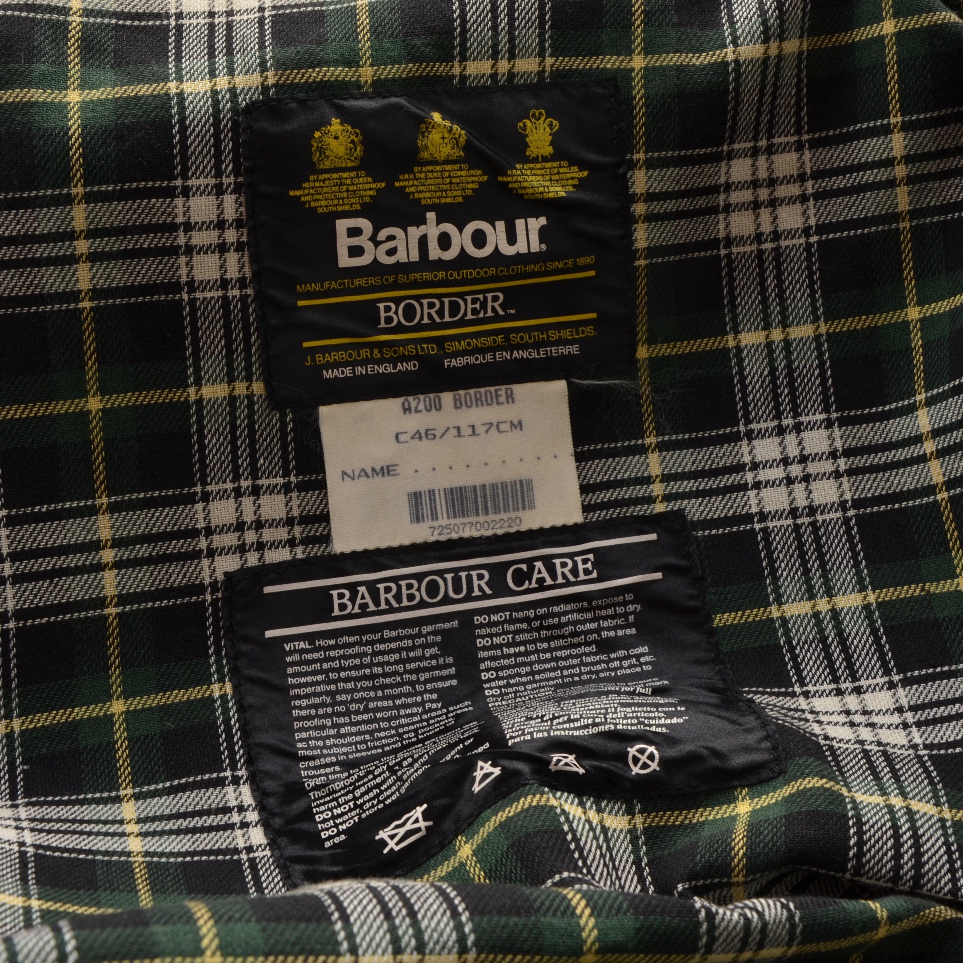 Barbour Border jacket in blue waxed cotton, mans model code C 42, its  measures 52-54”