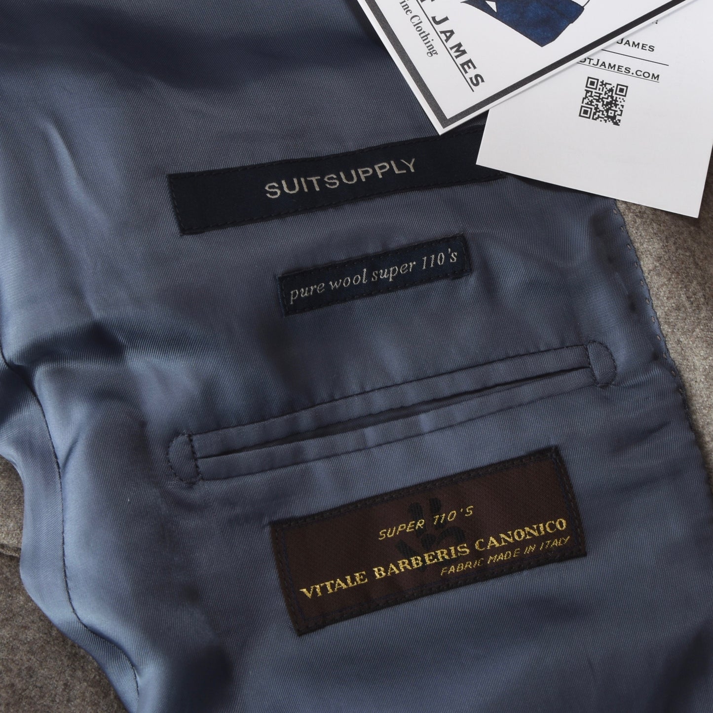 SuitSupply Super 110s Flanell Wollanzug Größe 106 - Grau