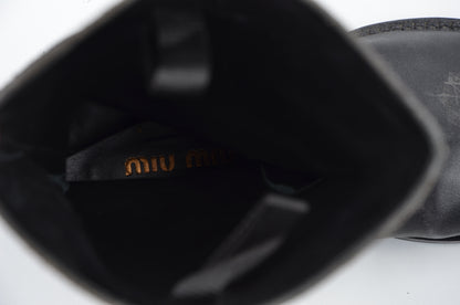 Miu Miu Vachetta Lederstiefel Größe 6-61/2 - Schwarz