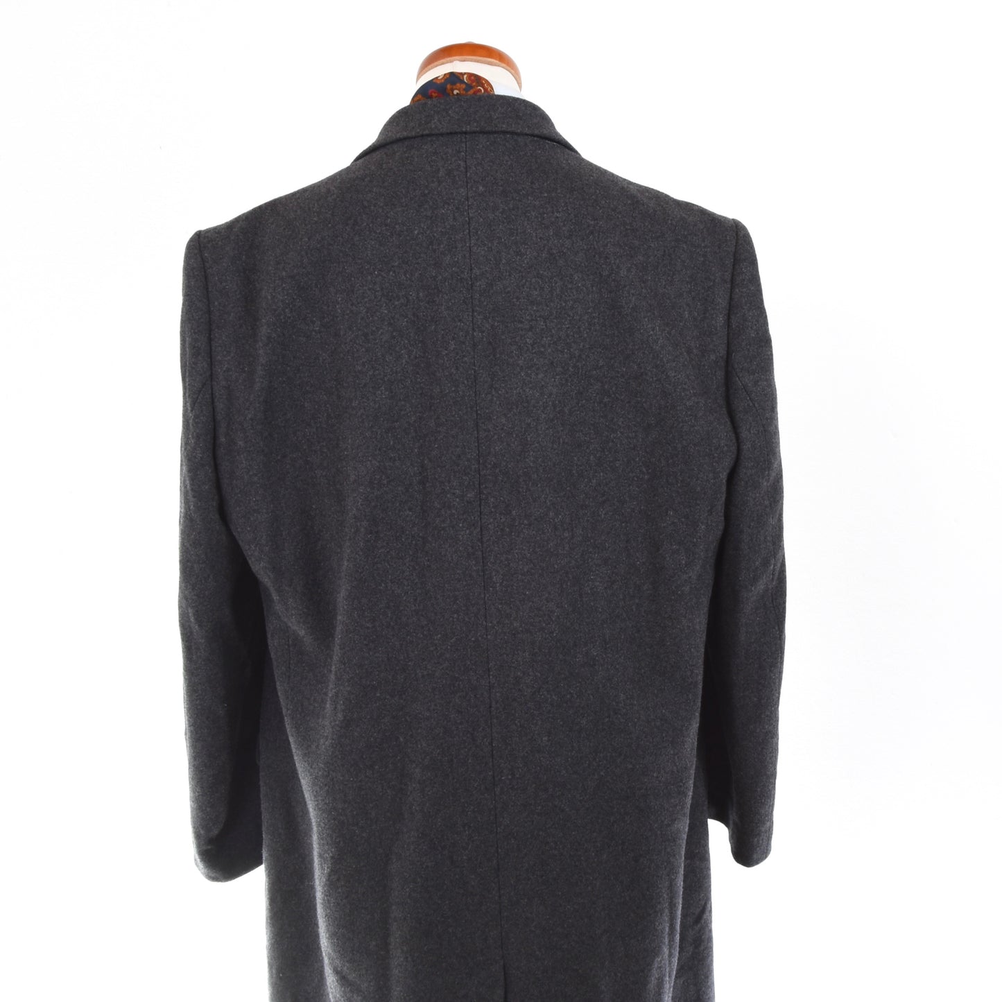 Classic 100% Wool Overcoat Chest: 63cm Shoulders: 52cm - Grey