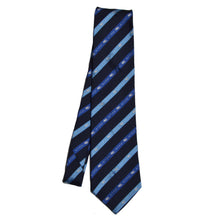 Laden Sie das Bild in den Galerie-Viewer, Etro Milano Logo Gestreifte Krawatte - Marineblau