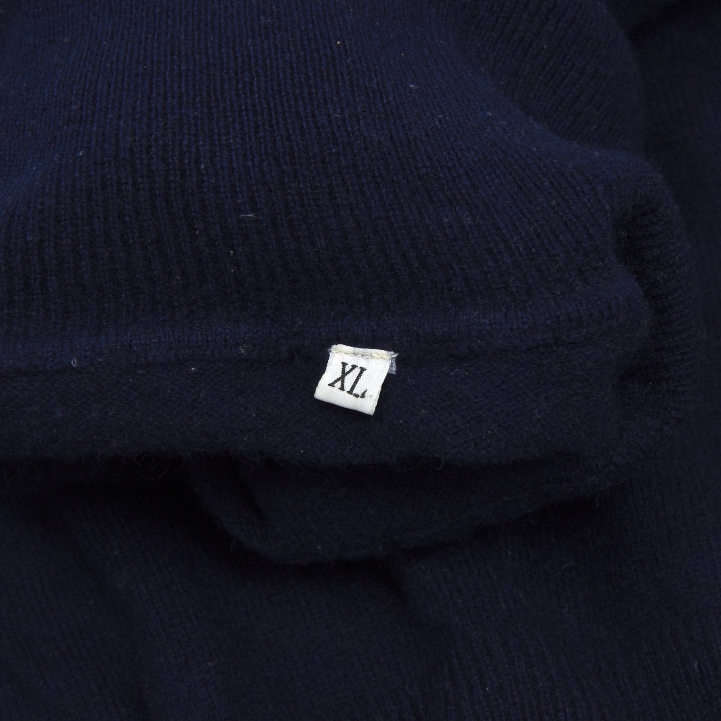 Anonymer Rollkragenpullover aus 100 % Kaschmir Größe XL - Marineblau