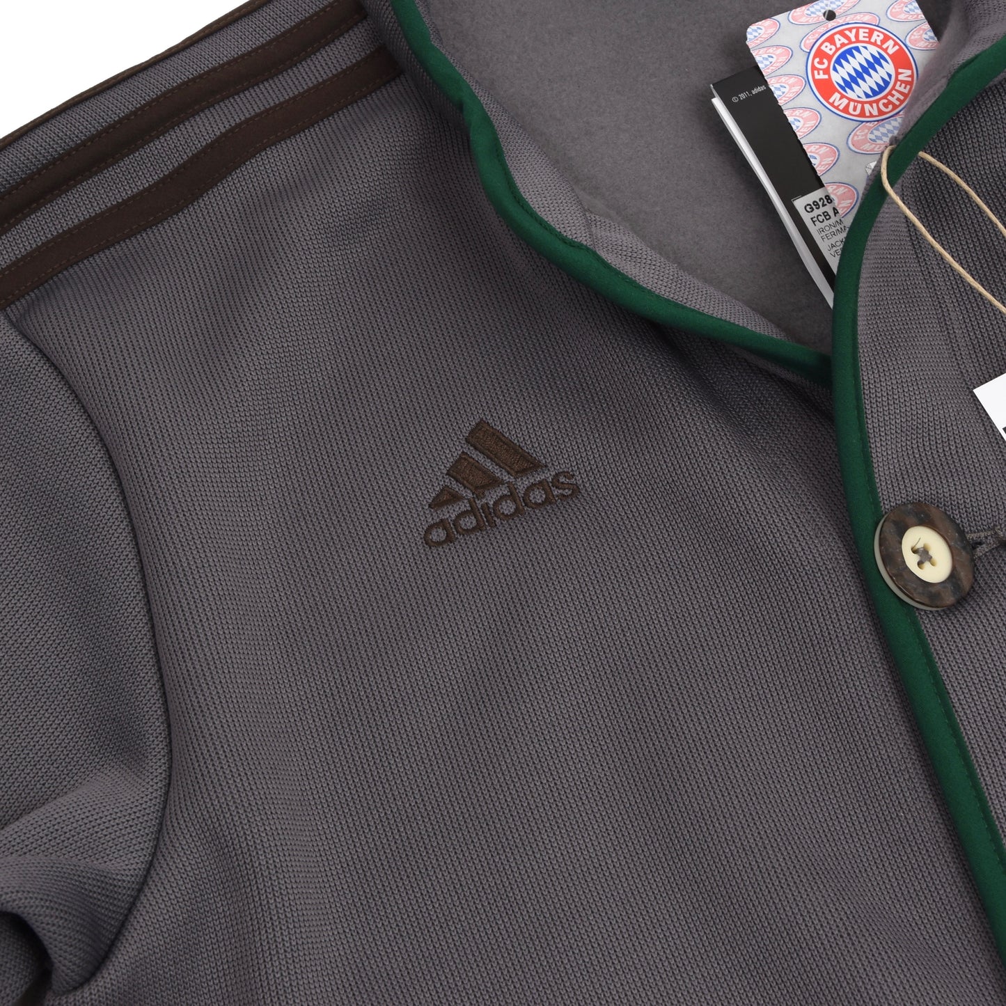 NEW FC Bayern München x Adidas Janker/Jacket Size M - Grey