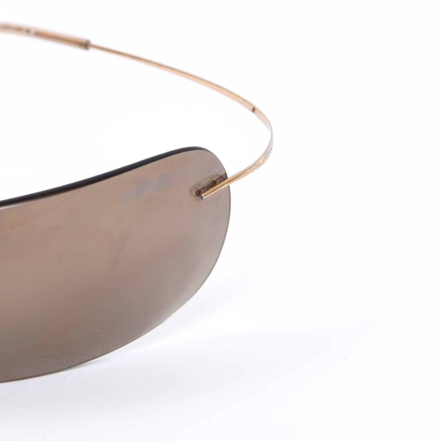 Silhouette 8562 Randlose Sonnenbrille aus Titan - Gold