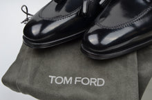 Laden Sie das Bild in den Galerie-Viewer, NEU Tom Ford Austin Loafer Größe 11 - Schwarz